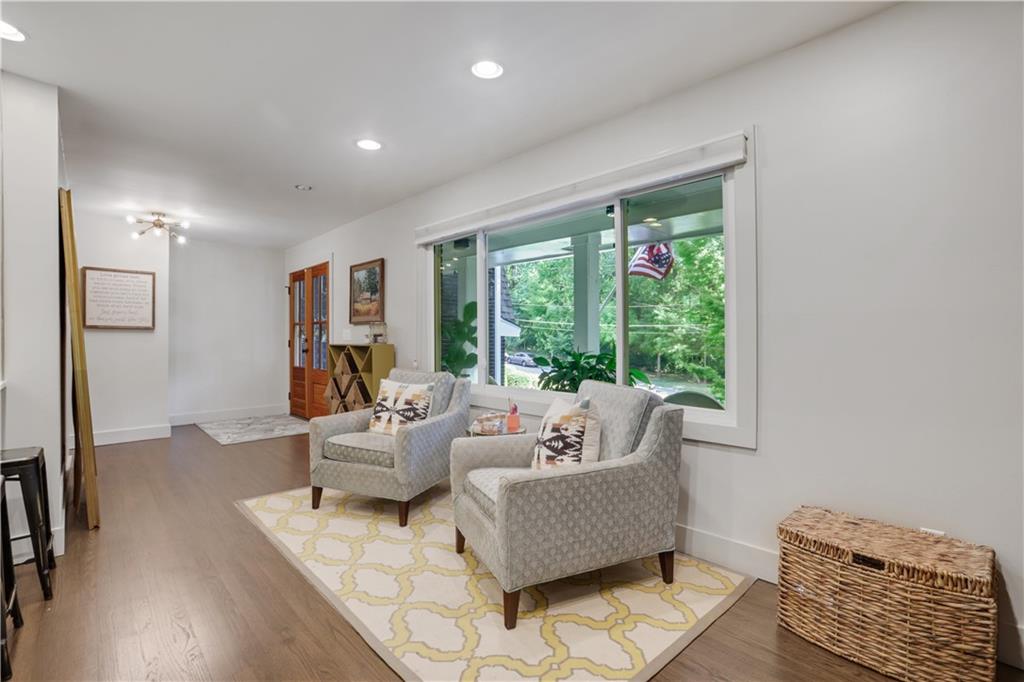 3332 Breton Court NE