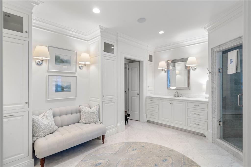 3394 Knollwood Drive