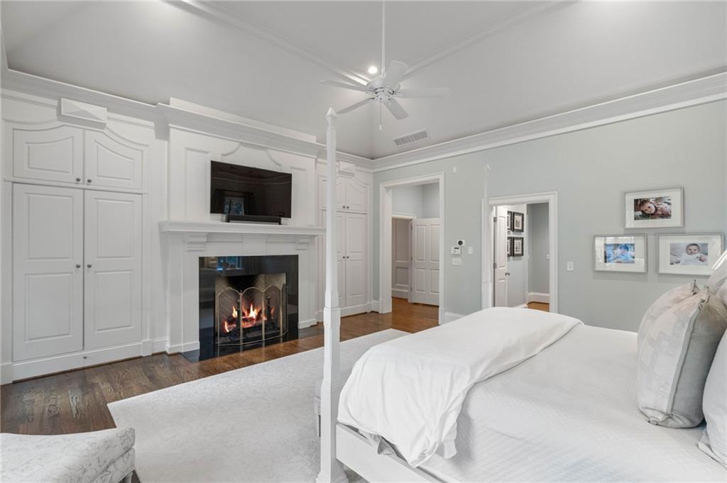 3394 Knollwood Drive