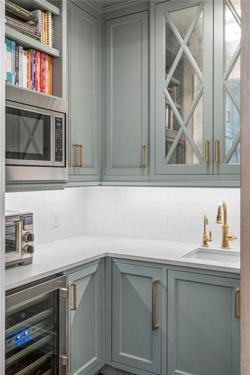 3394 Knollwood Drive