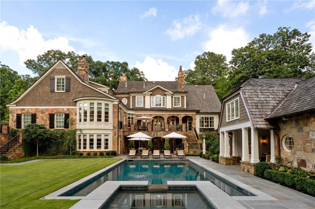 3394 Knollwood Drive