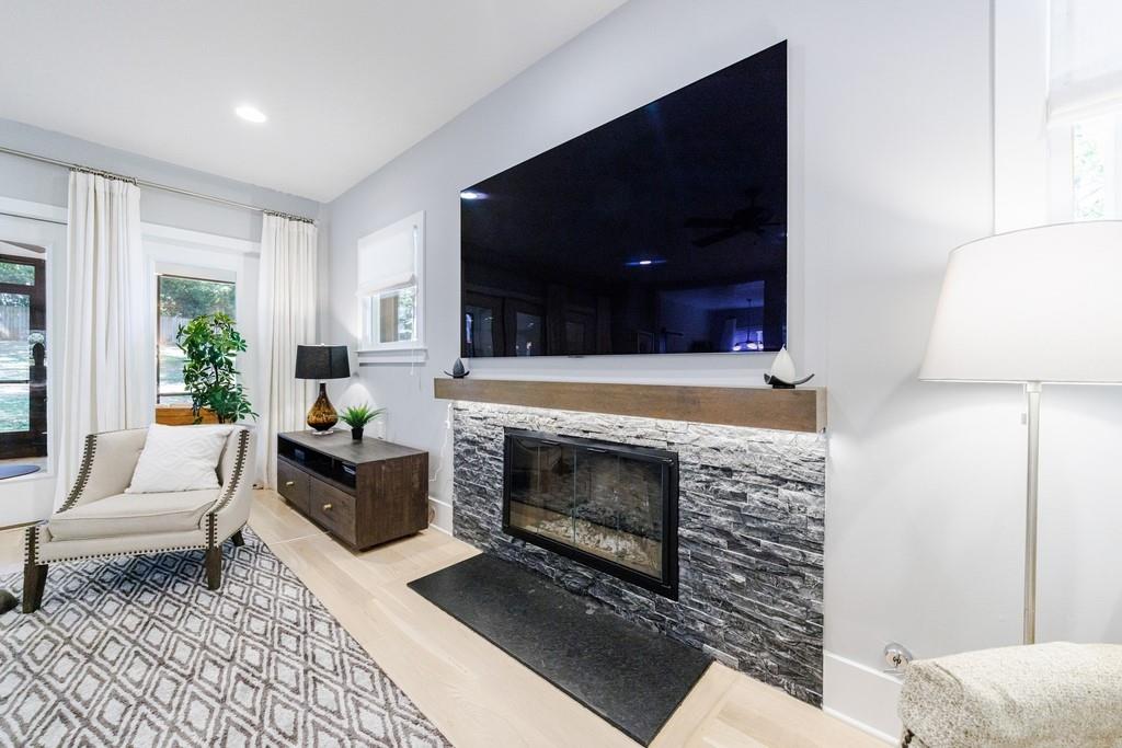 1243 Thomas Road