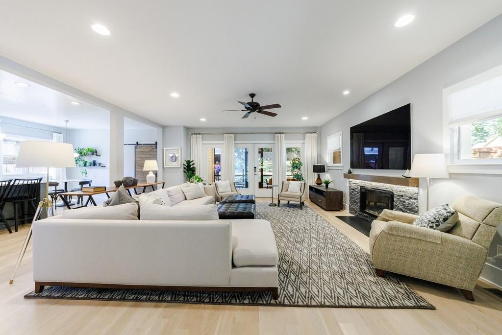 1243 Thomas Road