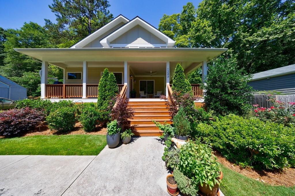 1243 Thomas Road