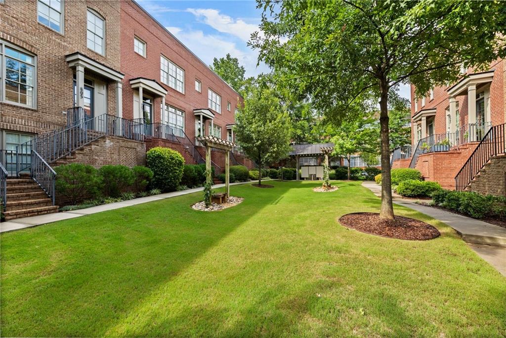 824 Virginia Park Circle NE