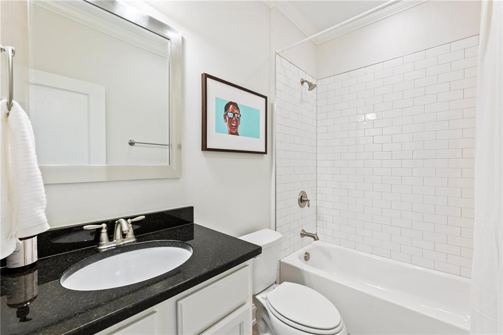 824 Virginia Park Circle NE