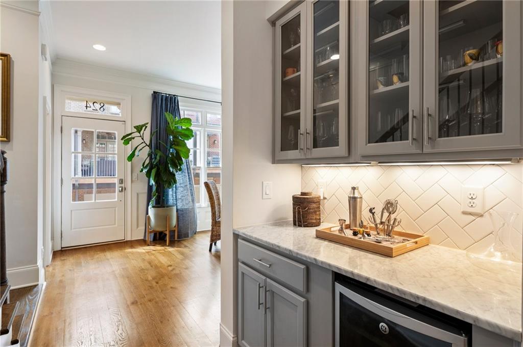 824 Virginia Park Circle NE