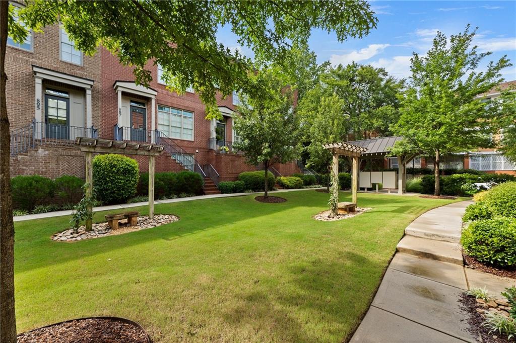 824 Virginia Park Circle NE