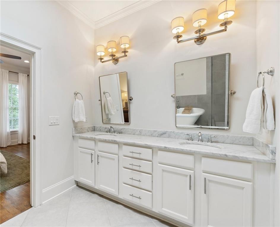 824 Virginia Park Circle NE