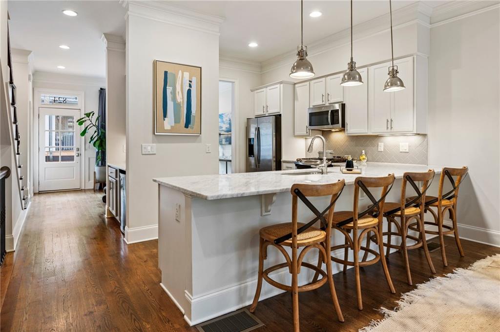 824 Virginia Park Circle NE