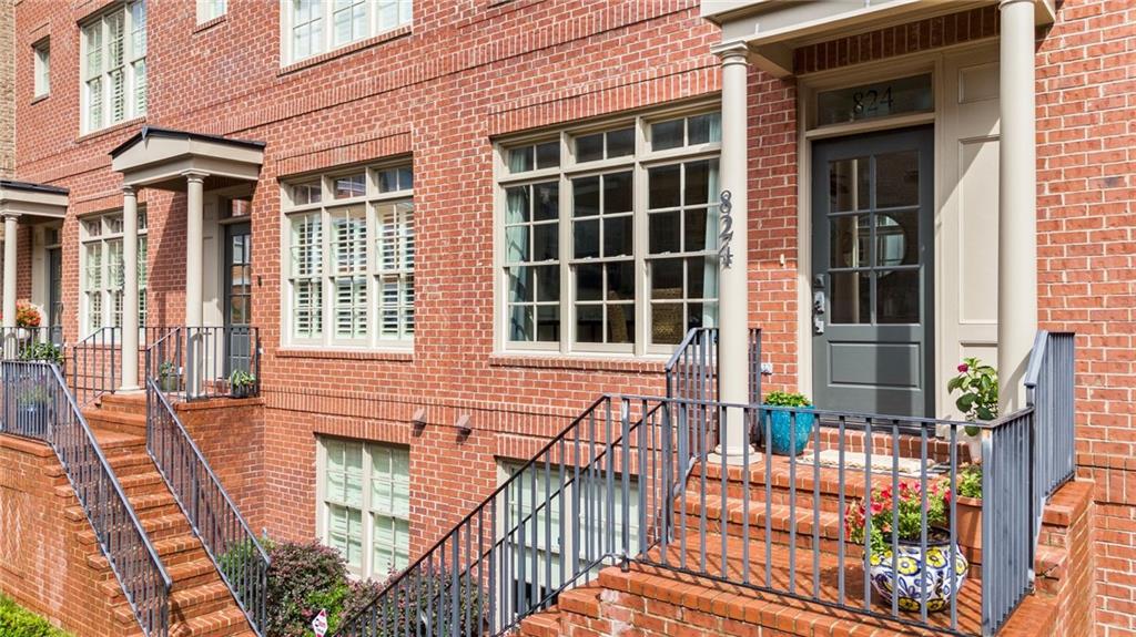 824 Virginia Park Circle NE