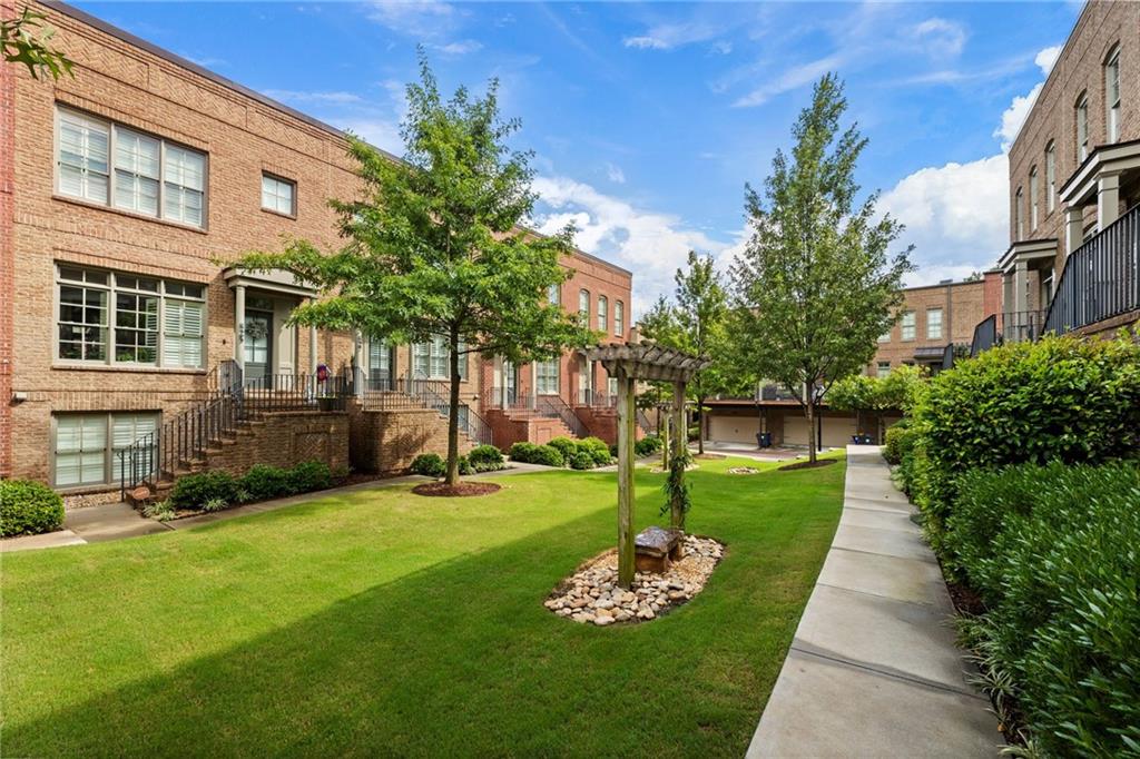 824 Virginia Park Circle NE