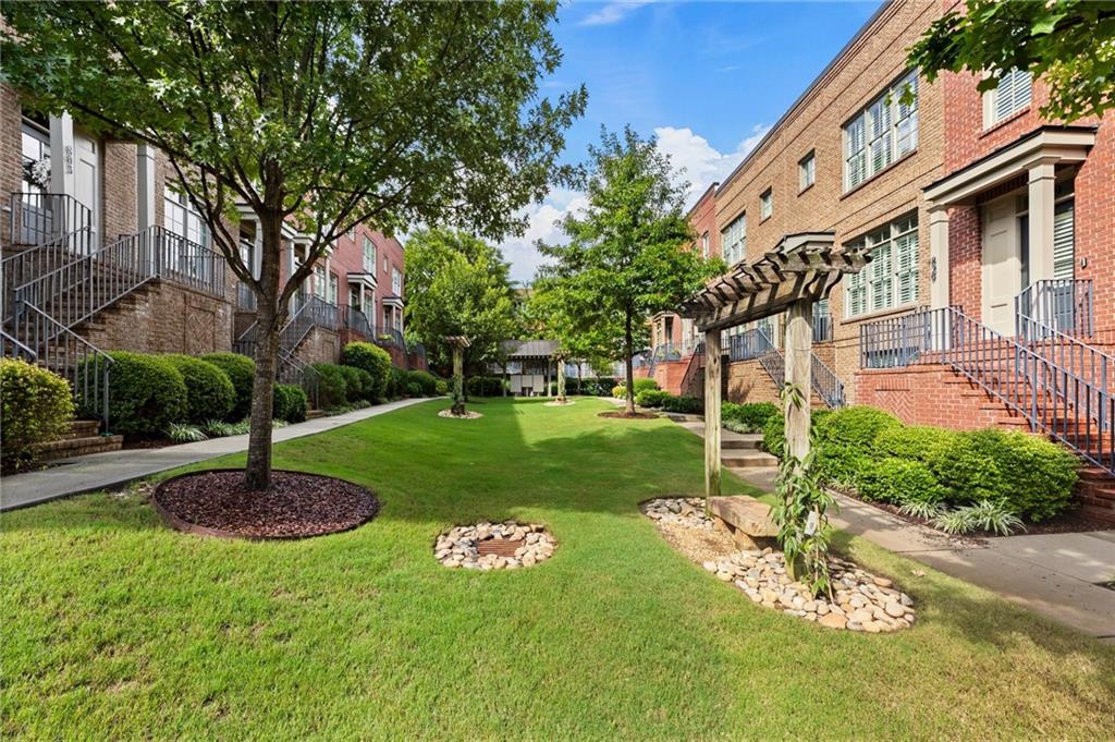 824 Virginia Park Circle NE