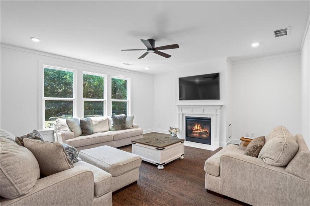 7525 Fireside Farm Drive