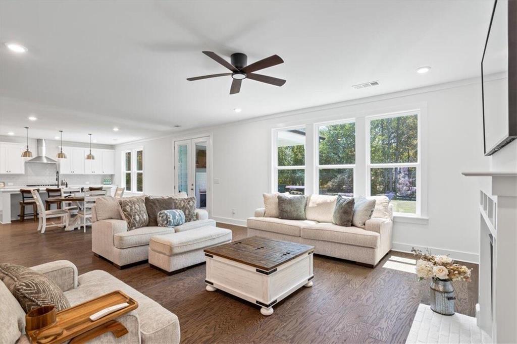 7525 Fireside Farm Drive