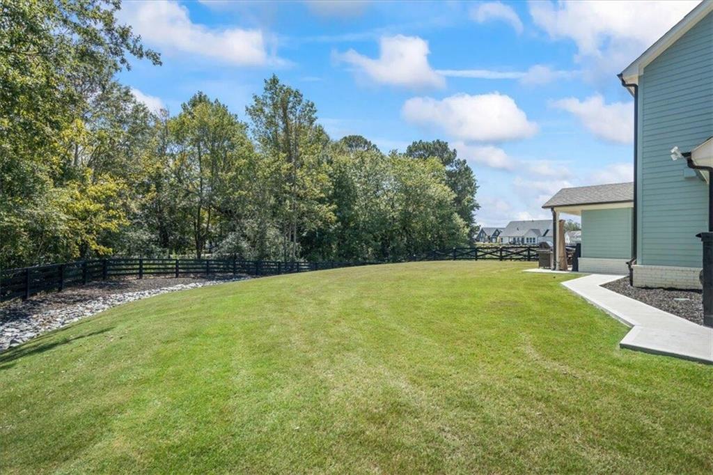 7525 Fireside Farm Drive