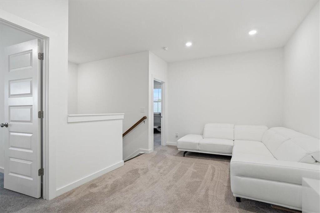 7525 Fireside Farm Drive