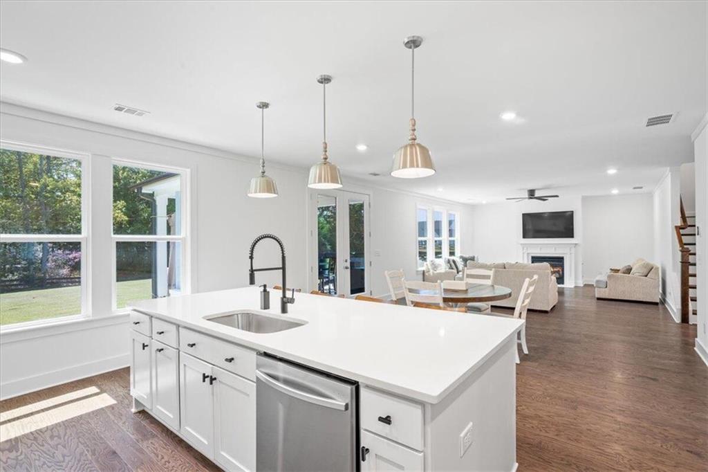 7525 Fireside Farm Drive