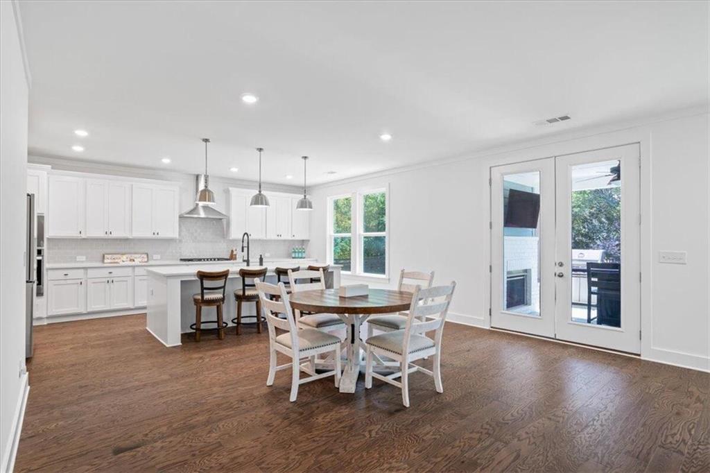 7525 Fireside Farm Drive