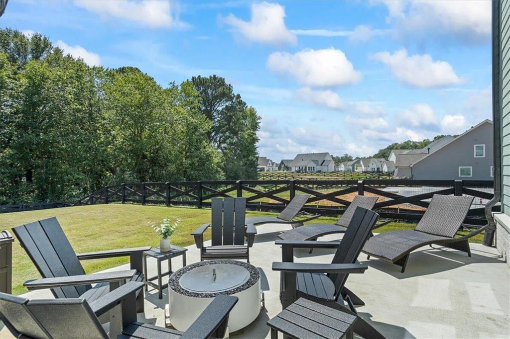 7525 Fireside Farm Drive