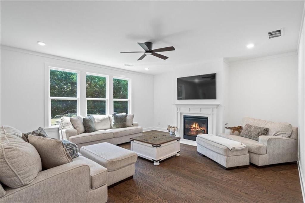 7525 Fireside Farm Drive