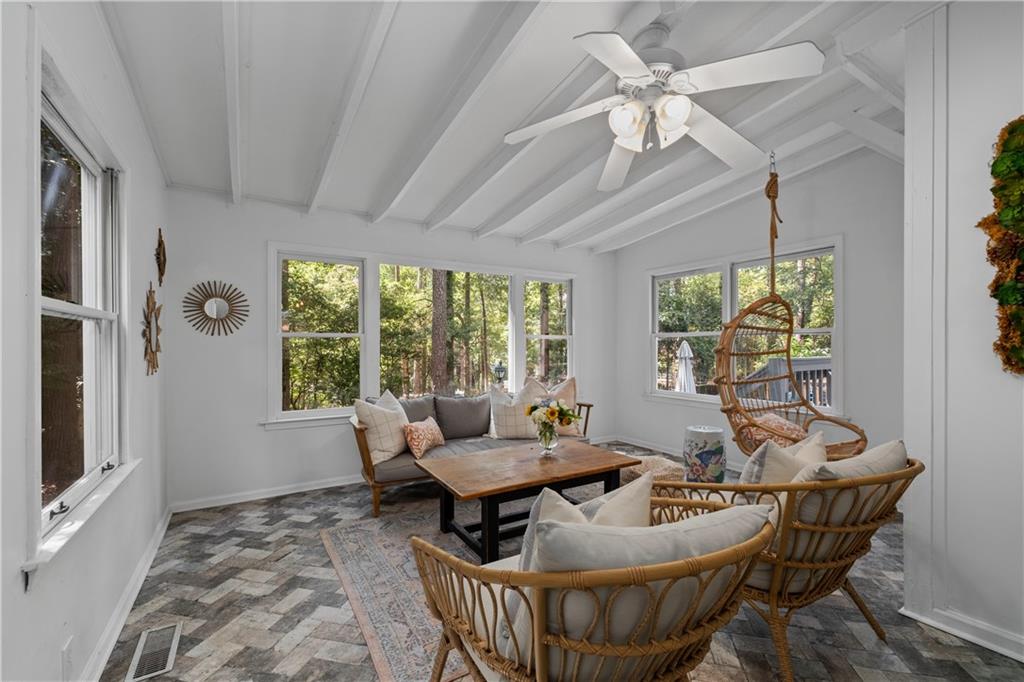 3150 W Roxboro Road NE