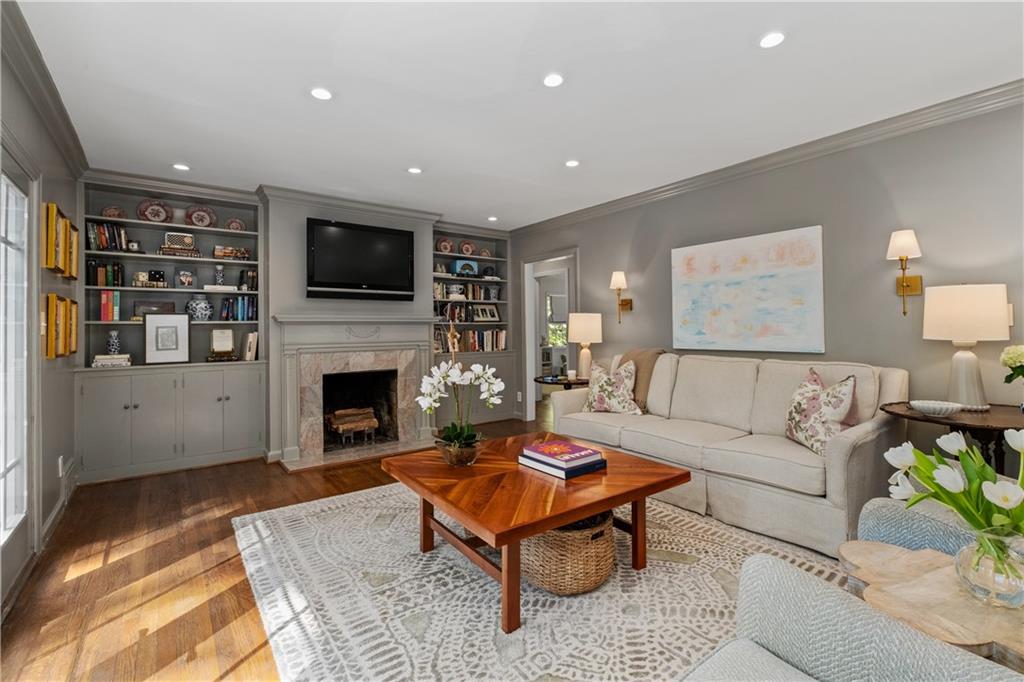 3150 W Roxboro Road NE