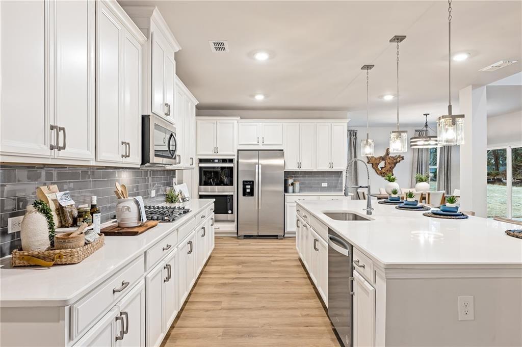 6615 Meriwether Raod