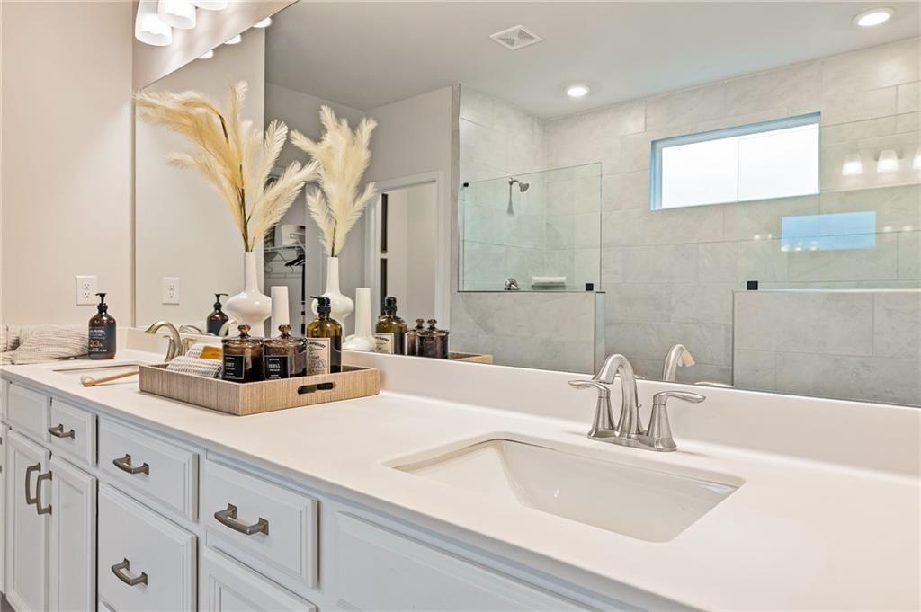 6615 Meriwether Raod