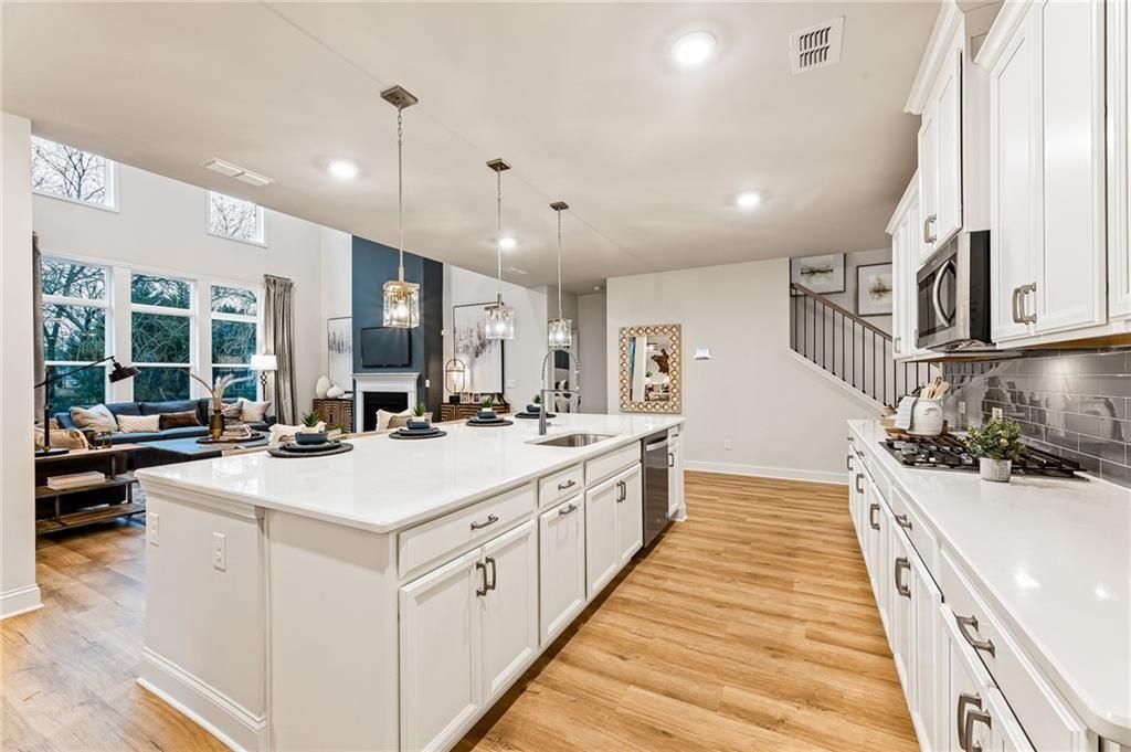 6615 Meriwether Raod