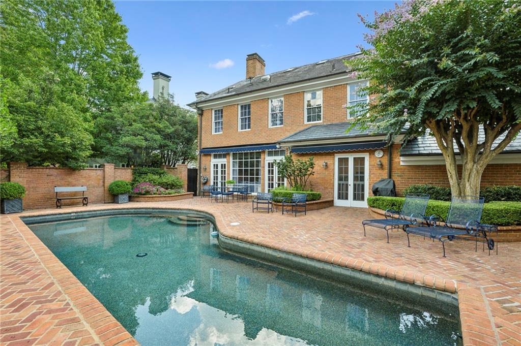 2774 Andrews #5 Drive NW