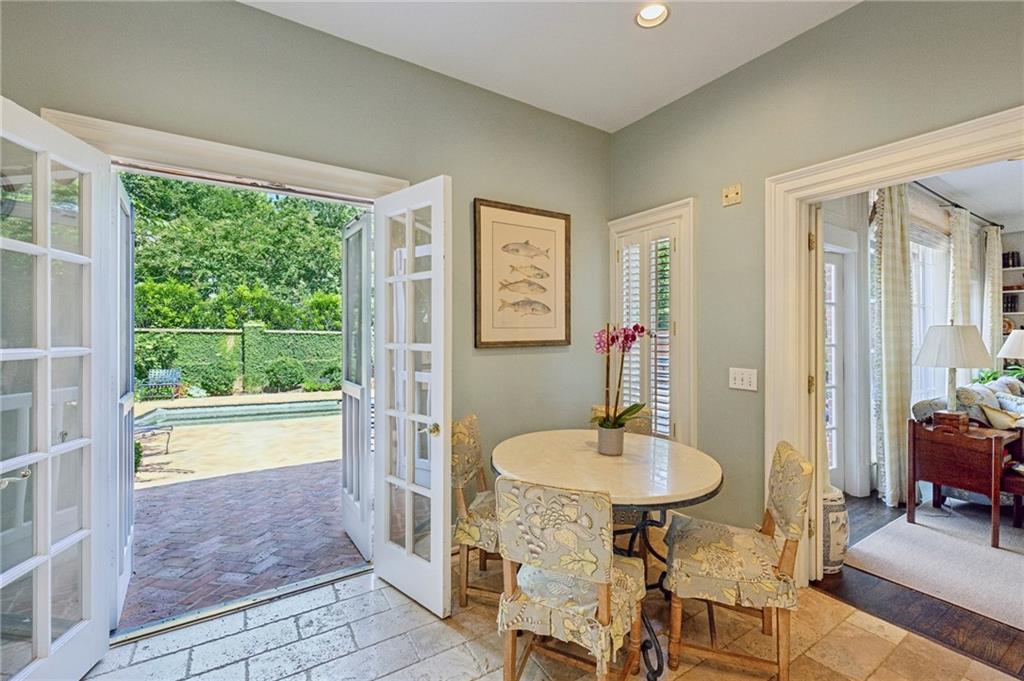 2774 Andrews #5 Drive NW