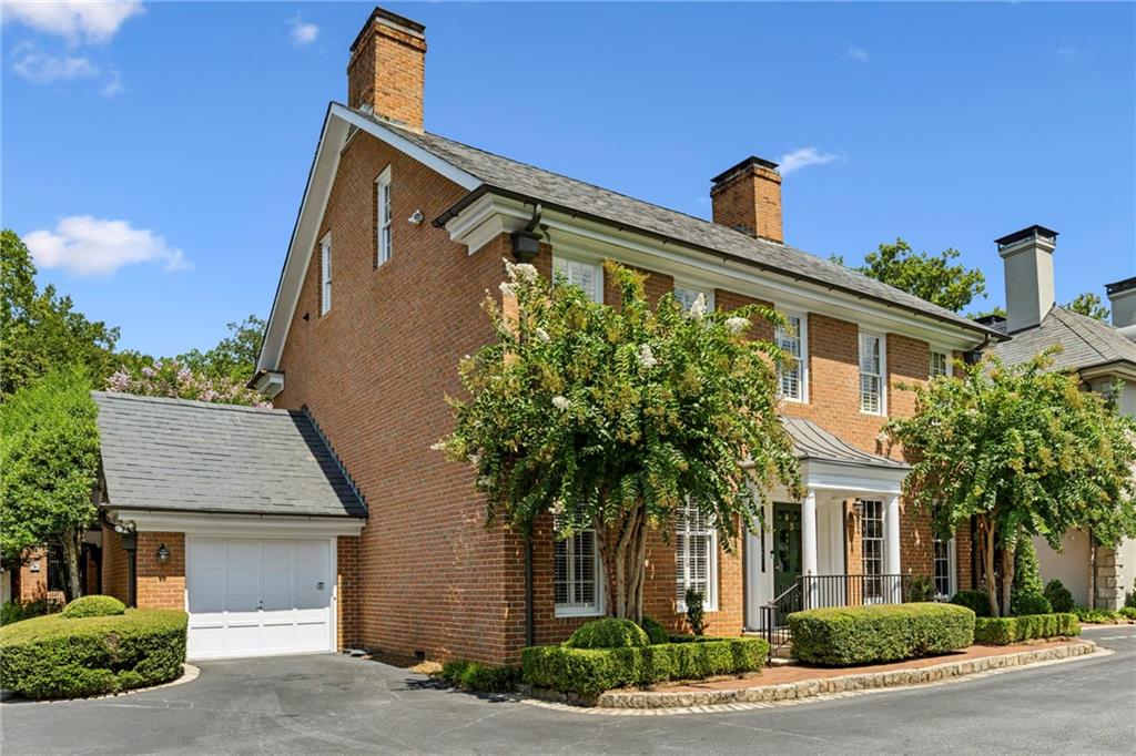 2774 Andrews #5 Drive NW