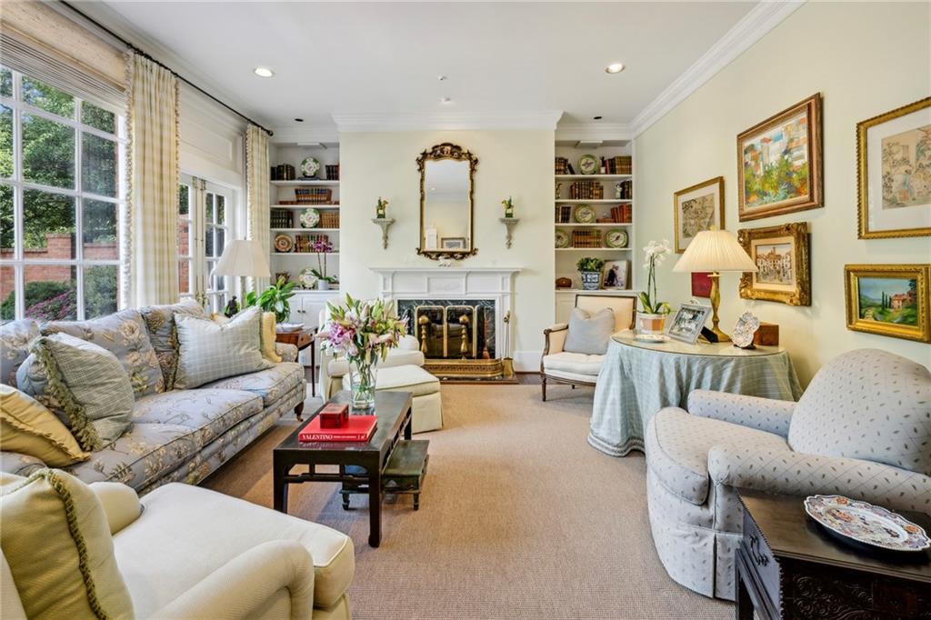 2774 Andrews #5 Drive NW