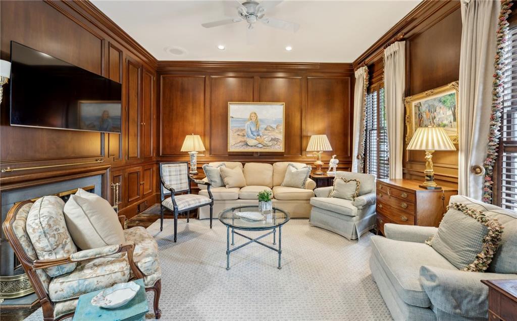 2774 Andrews #5 Drive NW