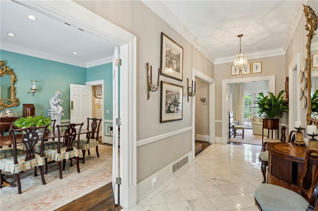 2774 Andrews #5 Drive NW