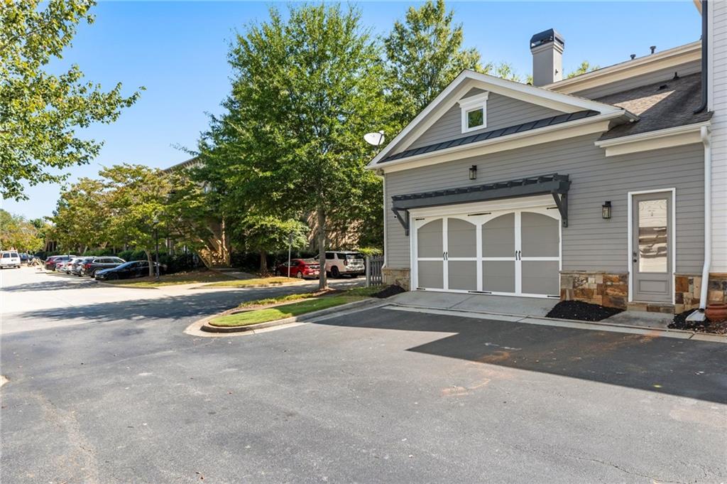 12522 Broadwell Road