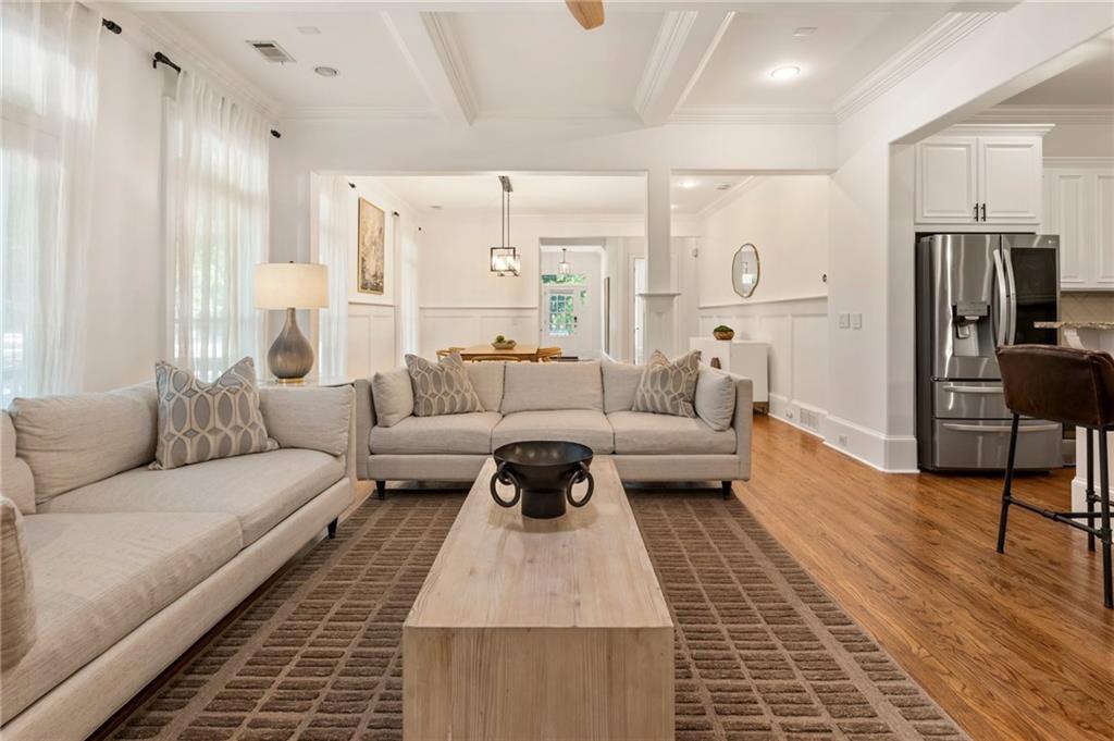 12522 Broadwell Road