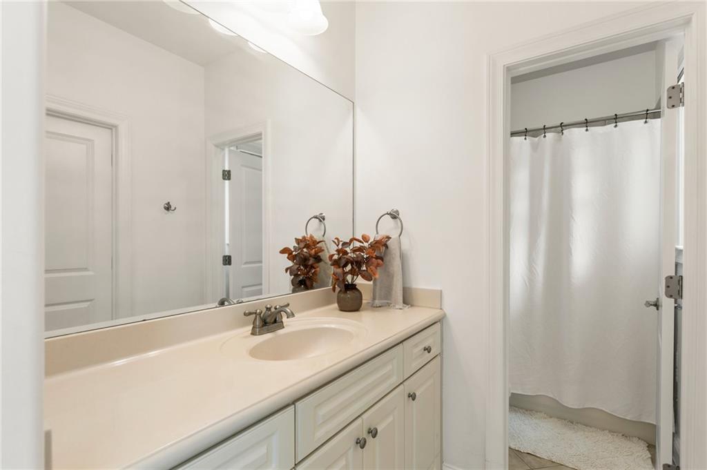 12522 Broadwell Road