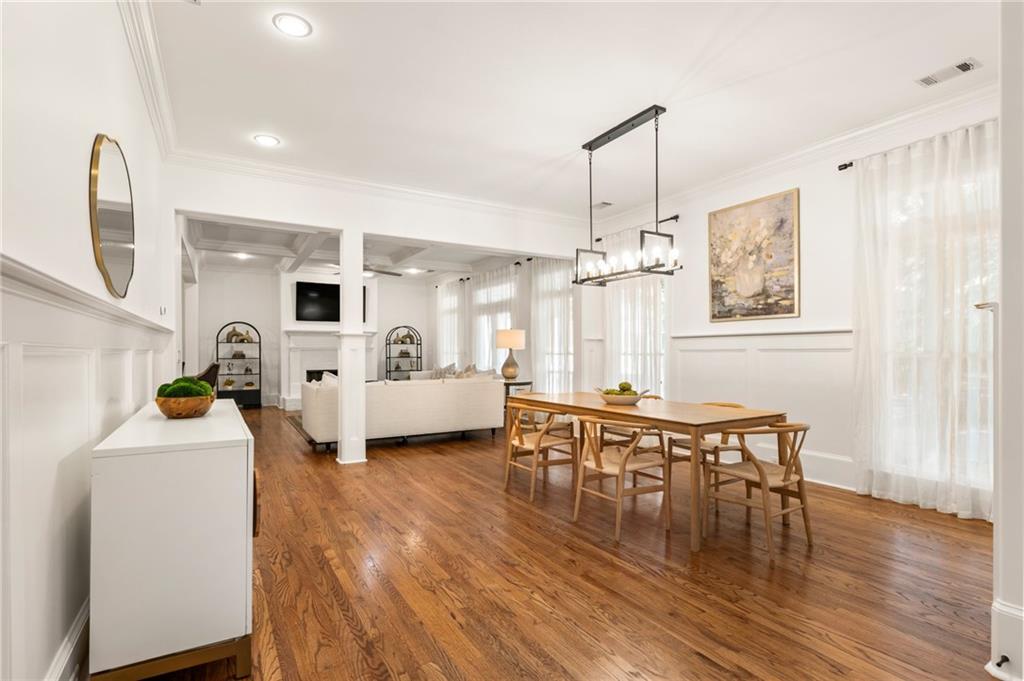 12522 Broadwell Road