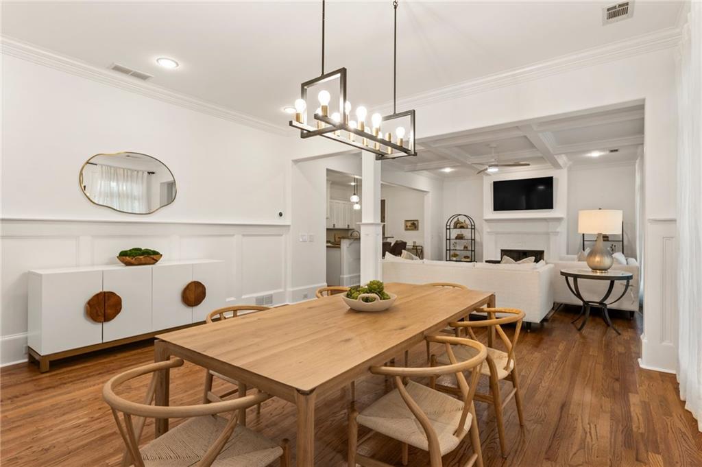 12522 Broadwell Road