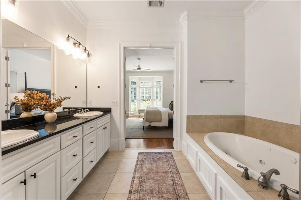 12522 Broadwell Road