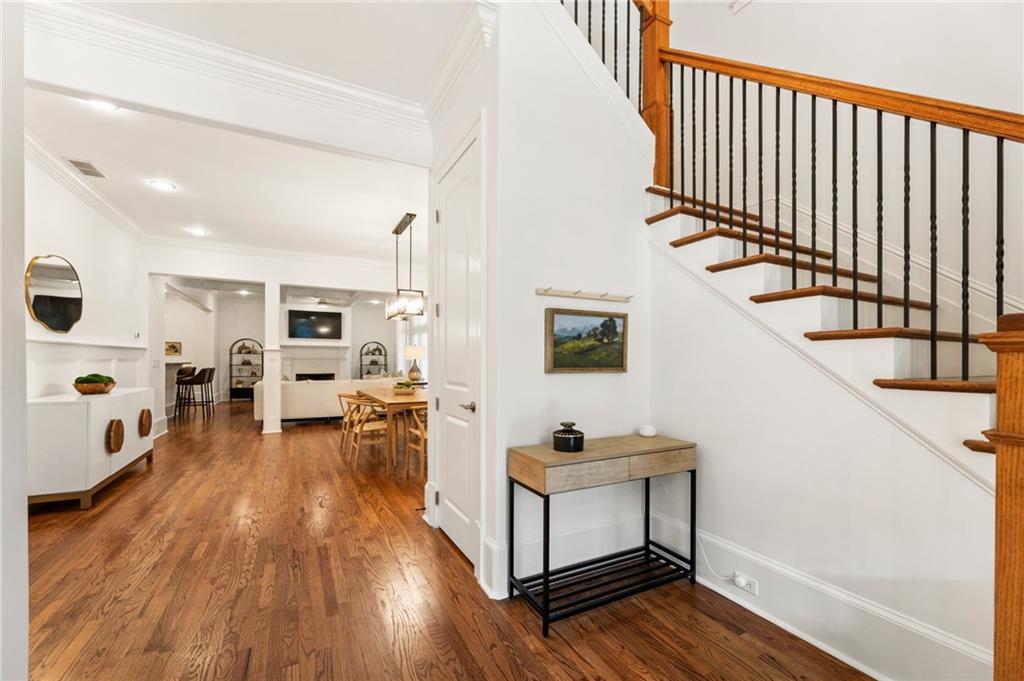 12522 Broadwell Road