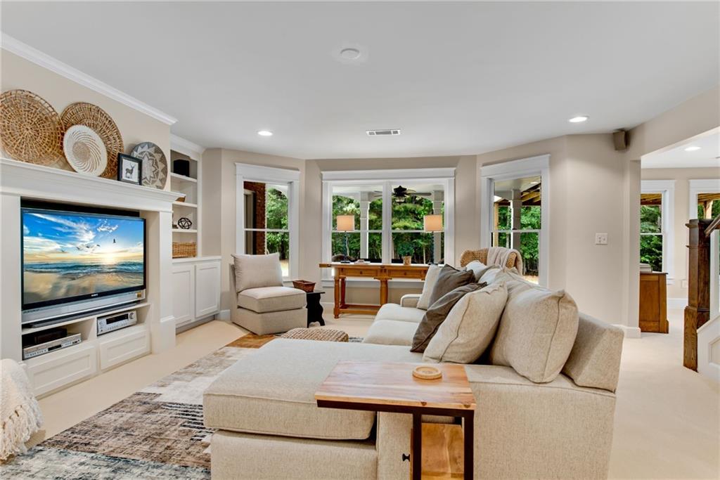 422 Calton Hill Court