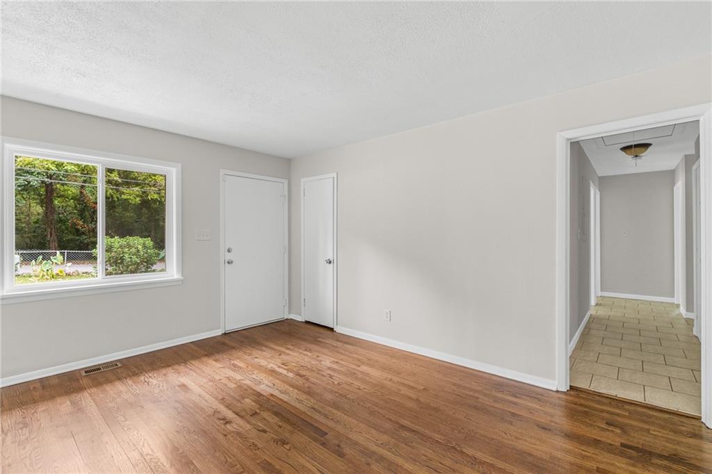 2307 Springdale Road SW