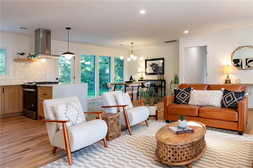 4335 King Springs Road SE