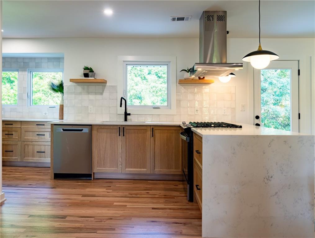 4335 King Springs Road SE