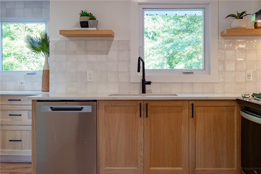 4335 King Springs Road SE