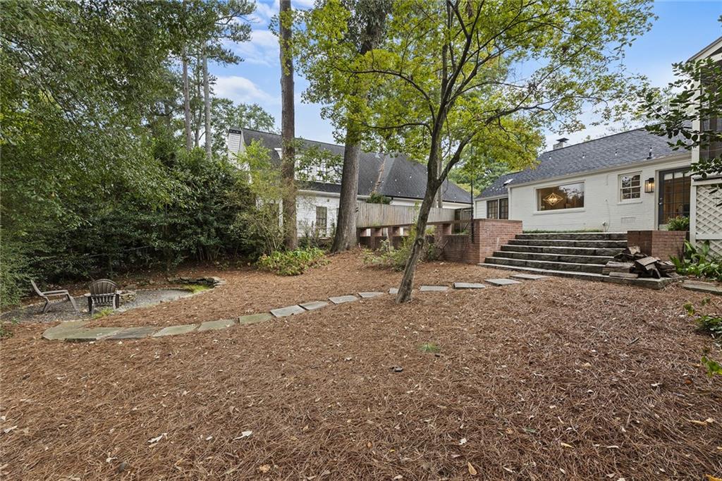 106 Karland Drive NW