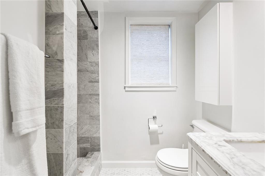 106 Karland Drive NW